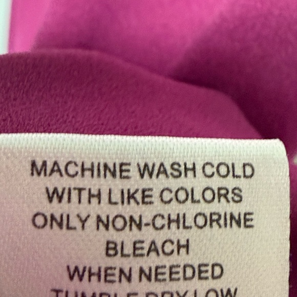 41 Hawthorn Magenta Blouse - Picture 5 of 7